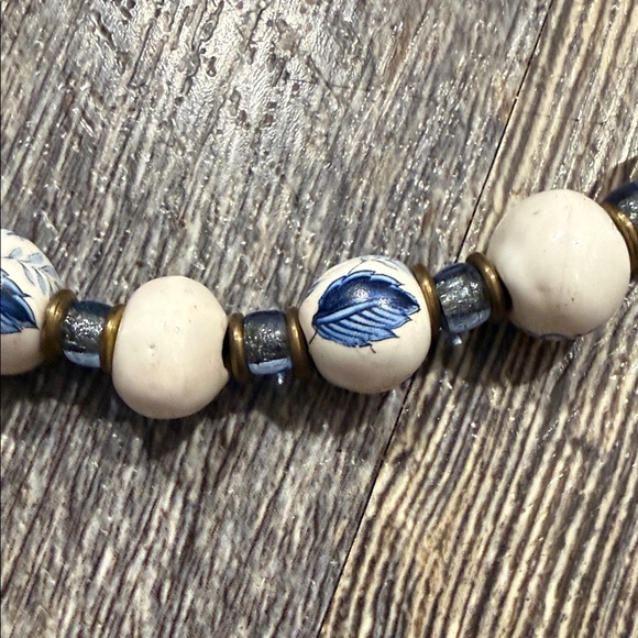 Vintage hand painted porcelain Chinese Elegant Blue and White Beaded Necklace - Picture 4 of 7